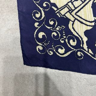 Foulard Hermès blu/rosso Manca dí etichetta marchi