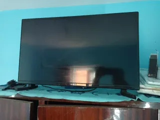 Smart TV Electronia Preta