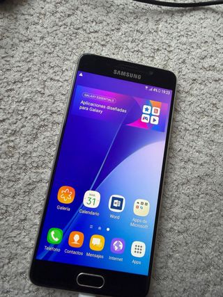 Samsung Galaxy A5 beige