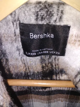 Sobrecamisa cuadros Bershka Talla M