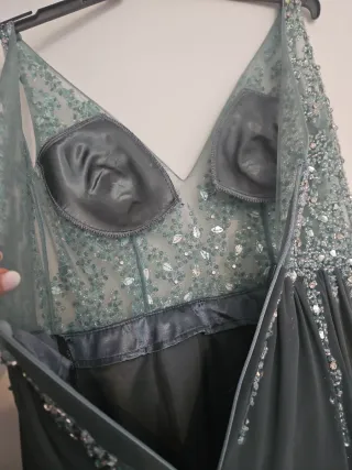 VESTIDO LARGO PEDRERIA