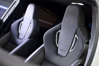 Opel Insignia    2.8 V6 Turbo OPC