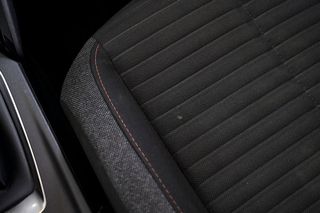 Peugeot 2008   Active BlueHDI 81kW 110CV