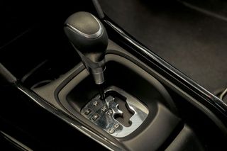 Peugeot 2008   Allure BlueHDi 120 SS EAT6