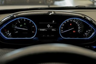 Peugeot 2008   Allure BlueHDi 120 SS EAT6
