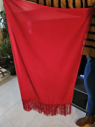 Chal pashmina rojo con flecos grande
