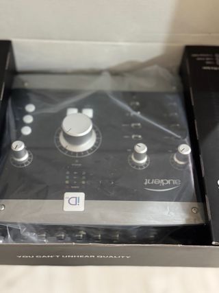 Pack Micrófono Rode NT1-A + iD22