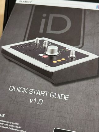 Pack Micrófono Rode NT1-A + iD22