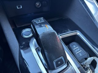 Peugeot 3008  1.2 S&S PureTech Allure EAT6 130