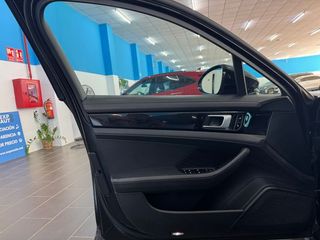 Porsche Panamera 4s