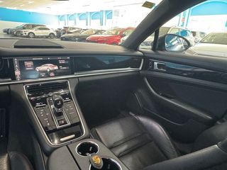 Porsche Panamera 4s