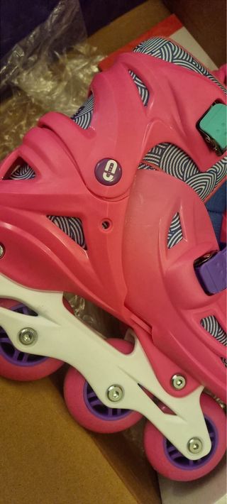 Patines ajustables rosas para niños