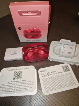 Beats Studio Buds Rojo Transparente Nuevo