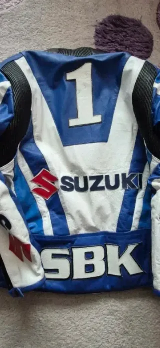 Chaqueta de cuero Suzuki