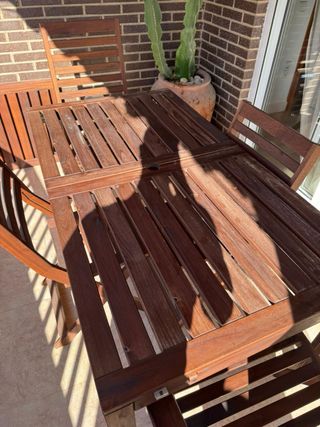 Mesa y 4 Sillas de Madera Exterior Ikea