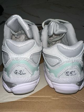 Asics Gel NYC Gris y Teal Talla [Talla]