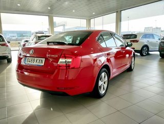 Skoda Octavia   1.0 TSI 85KW 115CV DSG Like