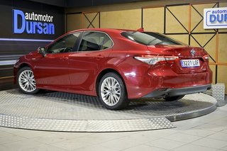 Toyota Camry   2.5 220H Advance