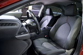Toyota Camry   2.5 220H Advance