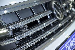 Volkswagen Touareg   Prem Eleg 3.0 V6 TDI 210kW Tip 4M