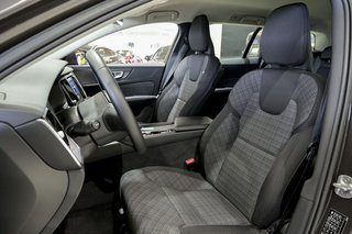 Volvo V60 2.0 B4 D AWD Cross Country Core Auto
