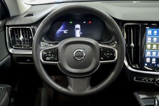 Volvo V60   2.0 B4 D AWD Cross Country Core Auto