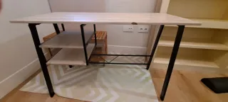 Escritorio 120x52 cm con estantes