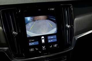 Volvo V90   2.0 B4 D Pro AWD Auto