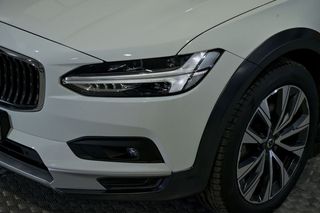 Volvo V90   2.0 B4 D Pro AWD Auto