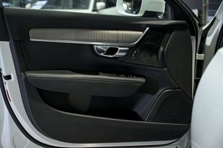 Volvo V90   2.0 B4 D Pro AWD Auto