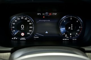 Volvo V90   2.0 B4 D Pro AWD Auto
