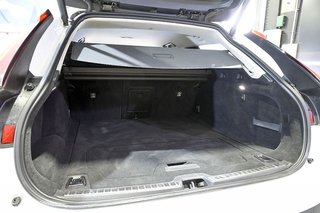 Volvo V90   2.0 B4 D Pro AWD Auto