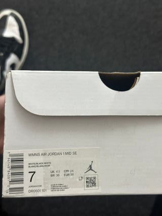 Nike Jordan 1 Mid 38 caja original b/n
