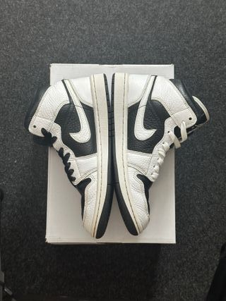 Nike Jordan 1 Mid 38 caja original b/n