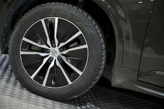 Volvo XC90   2.0 B5 D AWD Momentum Pro Auto