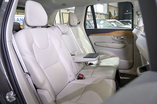 Volvo XC90   2.0 B5 D AWD Momentum Pro Auto