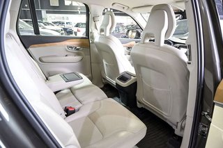 Volvo XC90   2.0 B5 D AWD Momentum Pro Auto