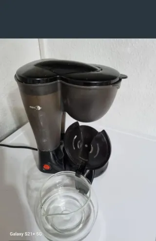 Cafetera Eléctrica Negra