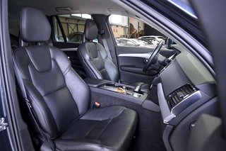 Volvo XC90   2.0 B5 D AWD Momentum Pro Auto