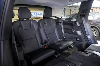 Volvo XC90   2.0 B5 D AWD Momentum Pro Auto