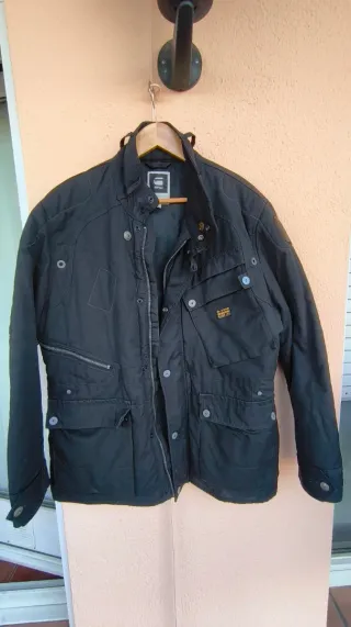 Pack 3 chaquetas de hombre  de marca, las 3x50€