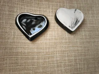 Cenicero Corazón Negro Decorado