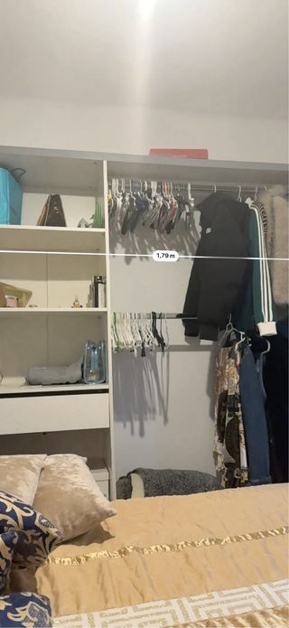 Ropero blanco estilo vestidor