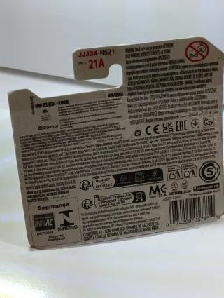 LOTUS CORTINA 1/64 HOTWHEELS