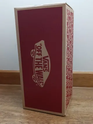 Caja Vans Off The Wall