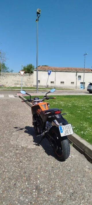 KTM Duke 125
