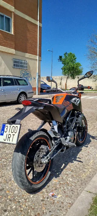 KTM Duke 125