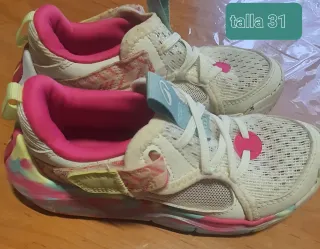 Zapatillas deportivas talla 31