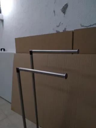 Toallero de pie acero inoxidable