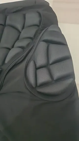 Pantalón Corto Protector Avivor 3D